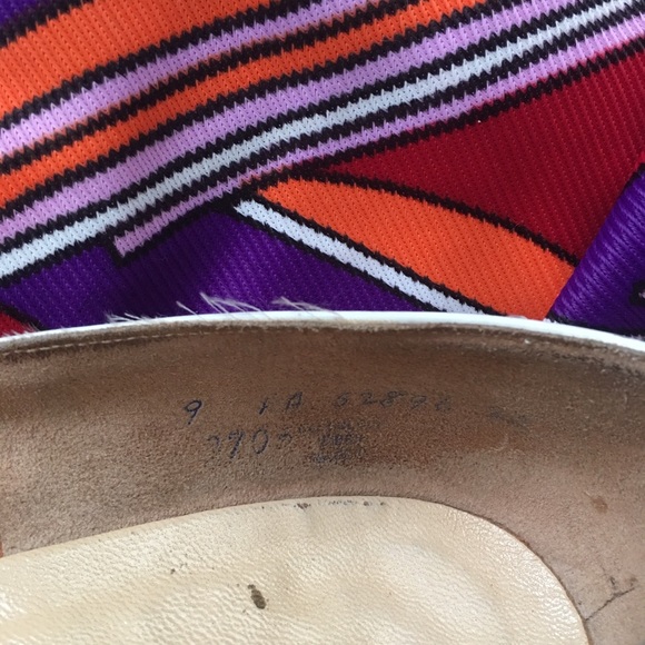 VINTAGE 1980s black and white pumps - Picture 5 of 5